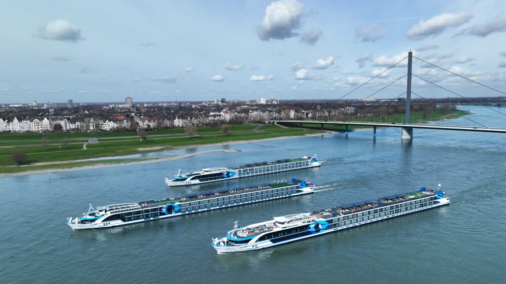 Three VIVA Cruises ships in Dusseldorf